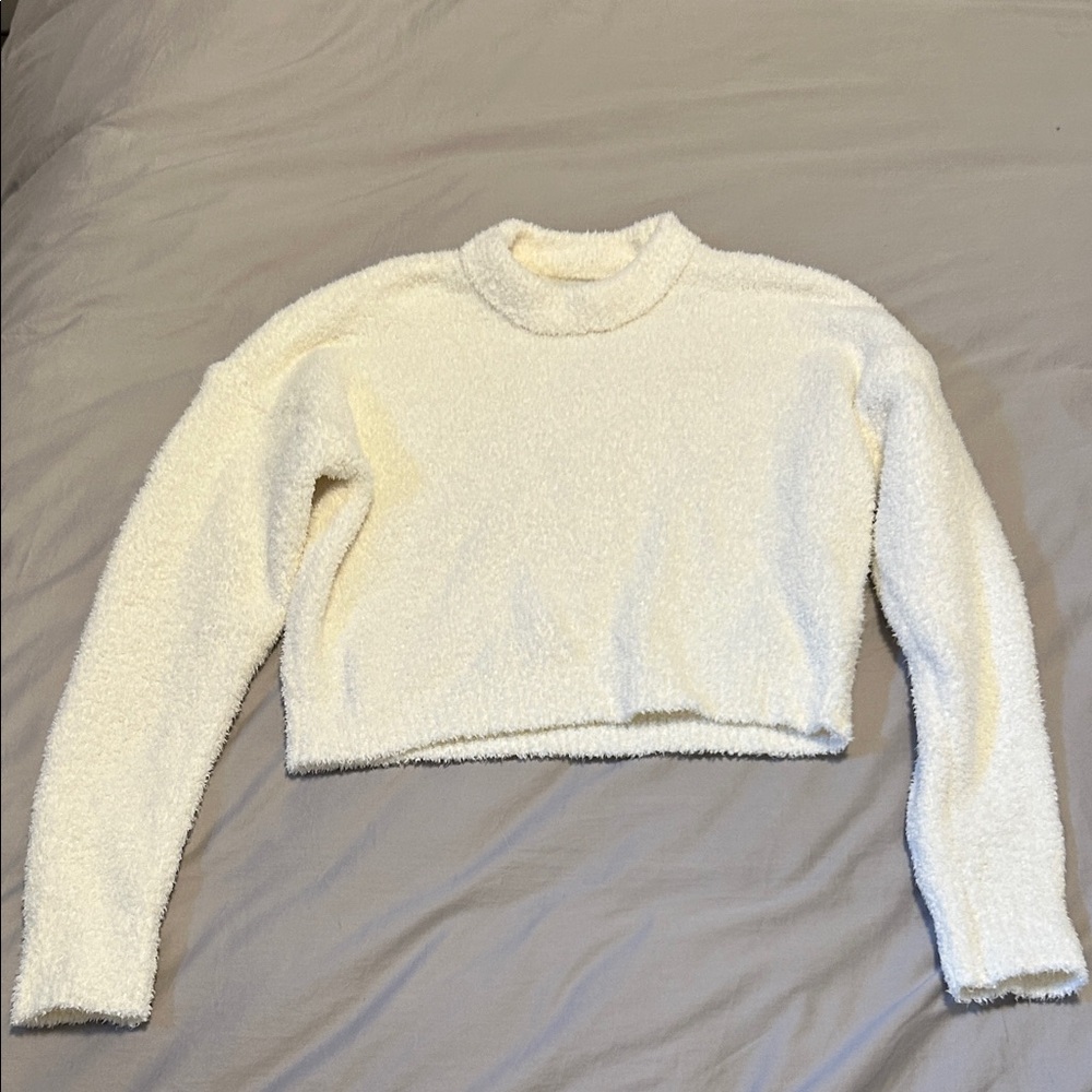 Abercrombie & Fitch Cozy White Women's Sweater